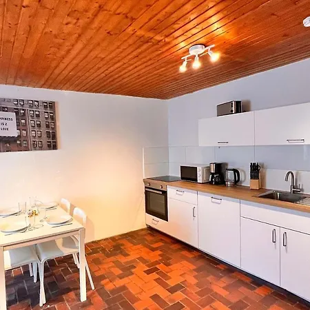 Apartment Chic - Smart-tvs Stemshorn
